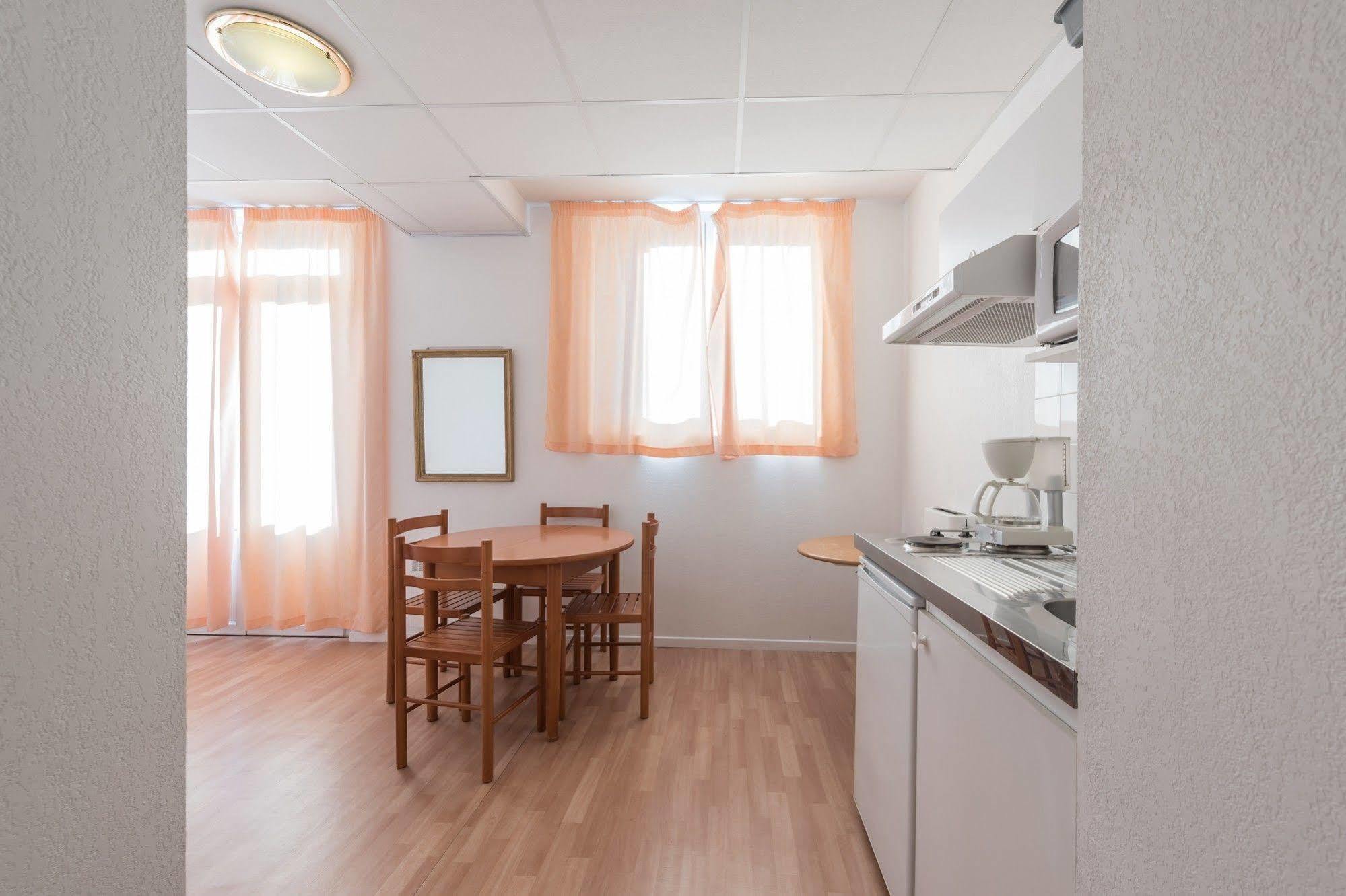 Capvern City Residence Termalia מראה חיצוני תמונה